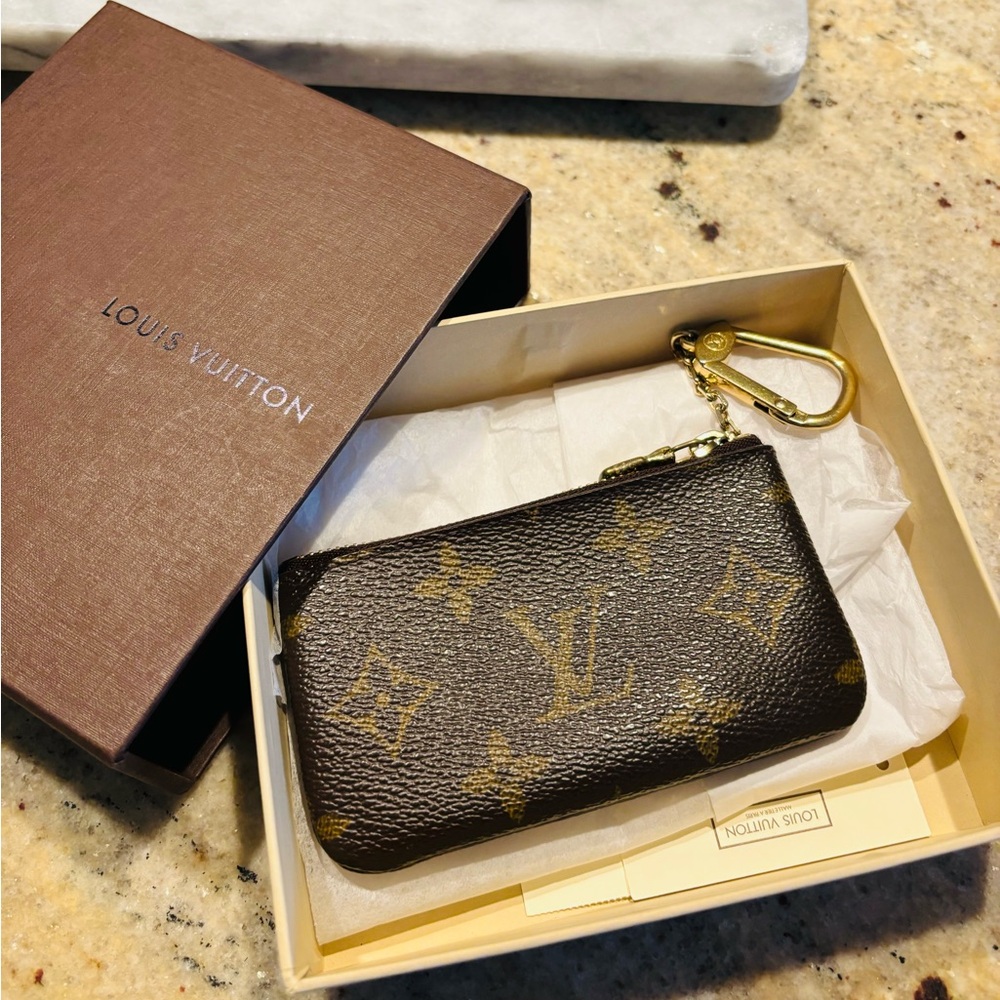 Louis Vuitton Key pouch
